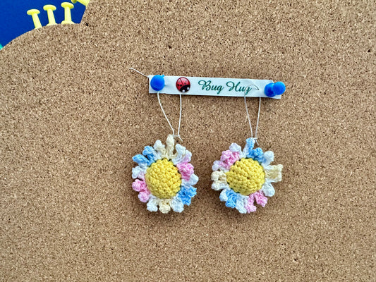 Earrings - daisies